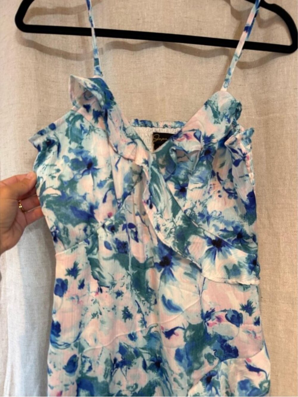Japna Blue and White Floral